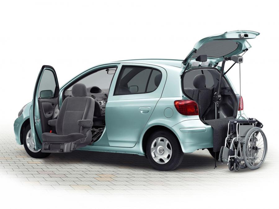  Toyota Vitz 5-Door 2001 года  (фото 9 из 10)